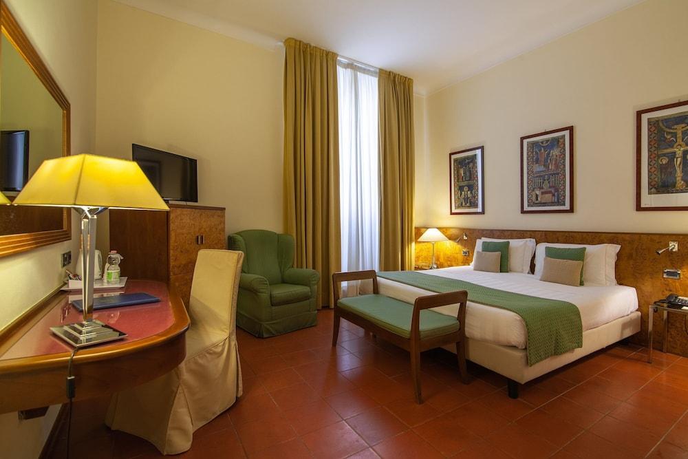 ホテル イラリア&レジデンツァ デル アルバ ルッカ エクステリア 写真